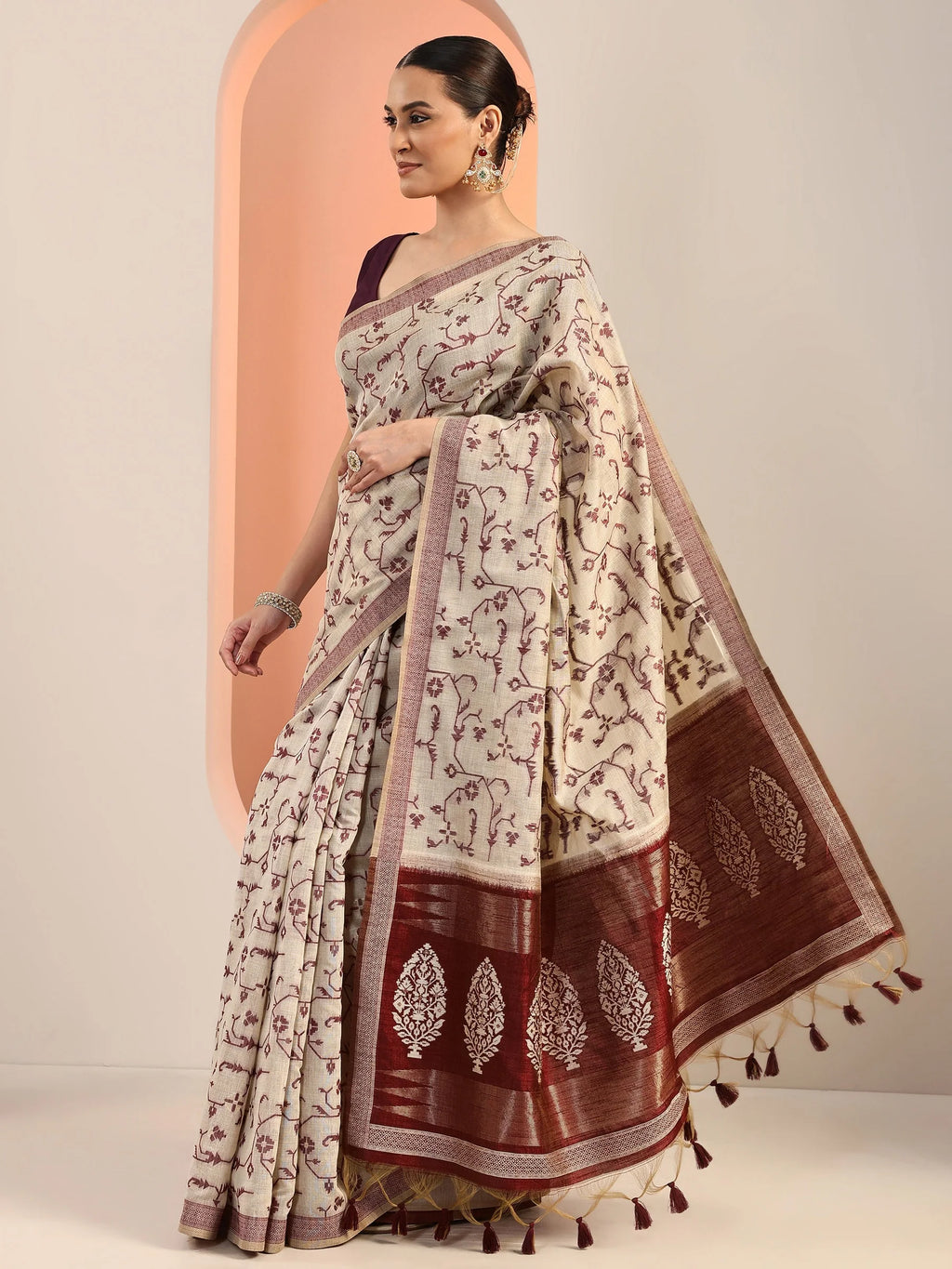 Rust Woven Cotton Blend Saree With Unstitched Blouse Piece